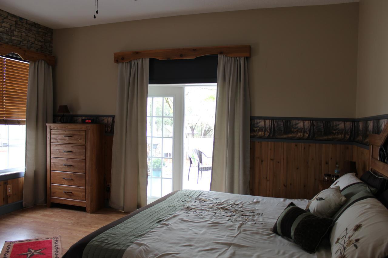 Rock Pointe Ranch Bed & Breakfast Floral City Exterior photo