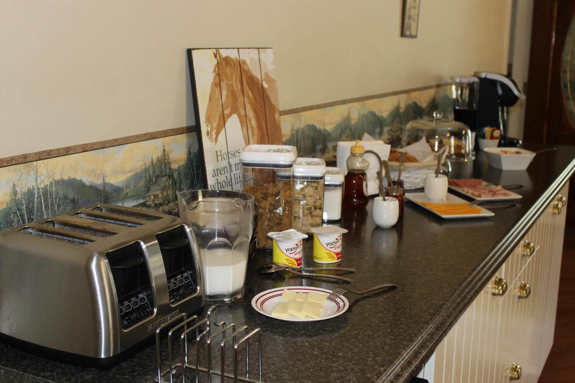 Rock Pointe Ranch Bed & Breakfast Floral City Exterior photo